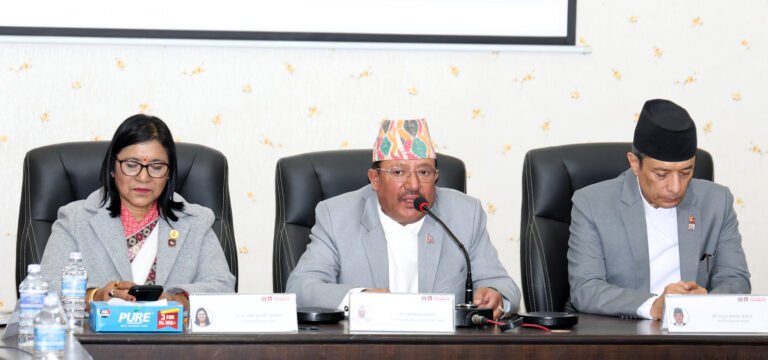 कुनै पनि किसिमका मत सर्वेक्षण नगर्न सञ्चारमाध्यमसँग अनुरोध छःकार्यवाहक प्रमुख निर्वाचन आयुक्त भण्डारी